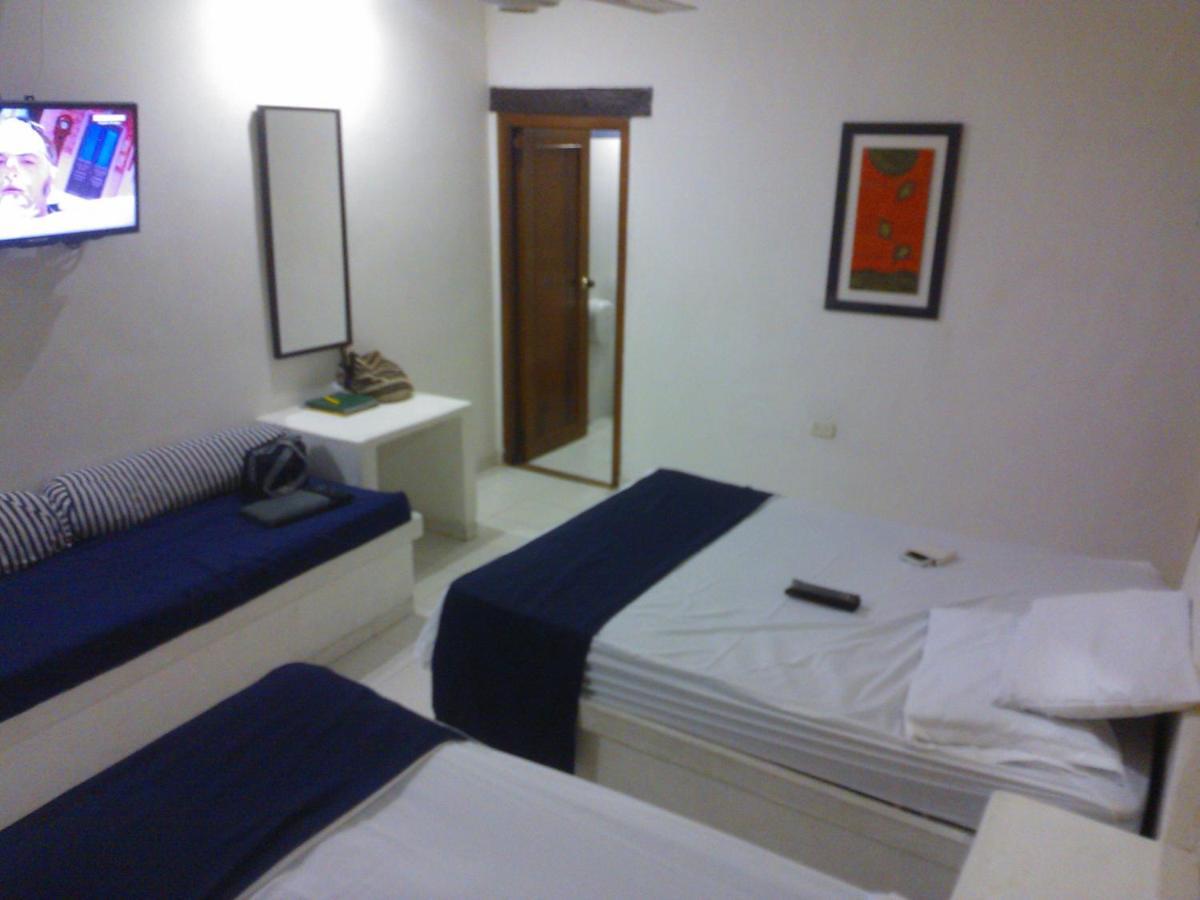 Hostel Luna Azul *