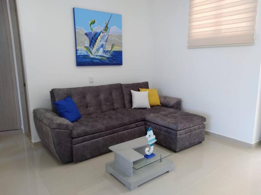 Exclusivo Club: Beachfront Oasis With Olympic Pools & Luxury Amenities Apartment *