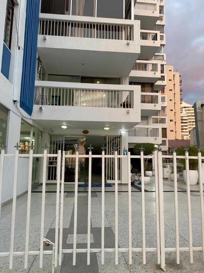 Edificio Iroka En El Rodadero Frente Al Mar Con Cocina Full Equipada Apartment