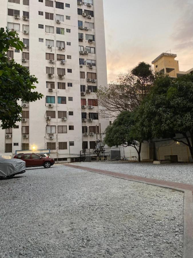 Edificio Iroka En El Rodadero Frente Al Mar Con Cocina Full Equipada Apartment *