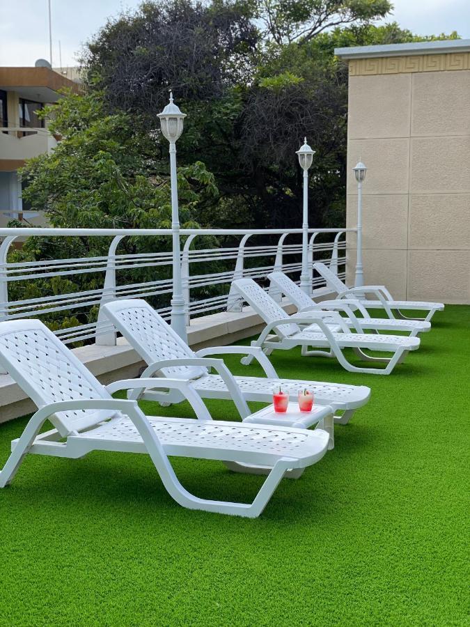 Hotel Sorrento Beach *