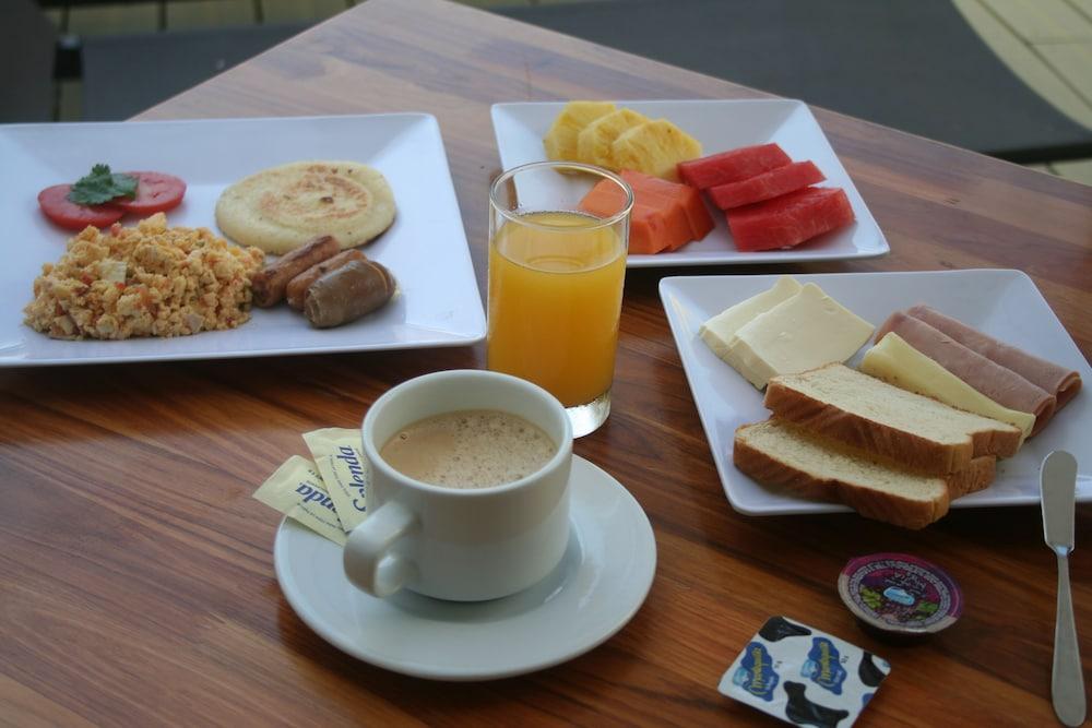 Hotel Del Mar Santa Marta (Magdalena)