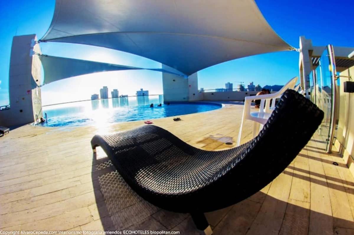 Sea View Apartment *