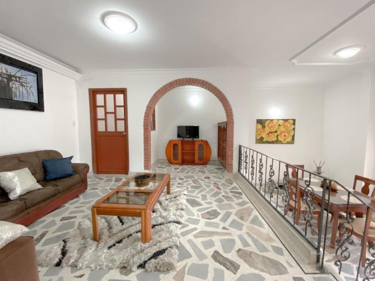 Roca, Rodadero * Santa Marta (Magdalena)