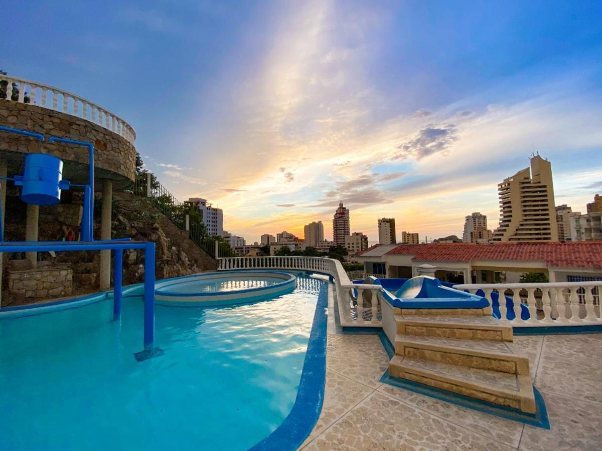 Сasa de vacaciones Casa 4, Conjunto Jardines De Roca, Rodadero Santa Marta (Magdalena)