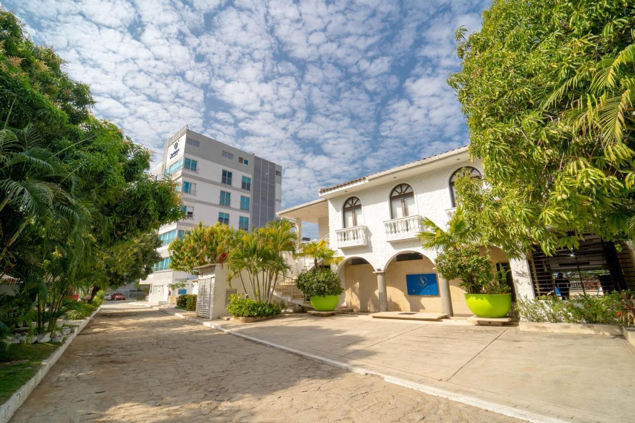 Villa Santorini Del Mar *