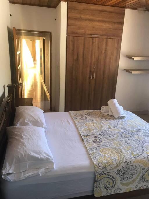 Apartment Central-walking Distance To The Beach/downtown+a/c *