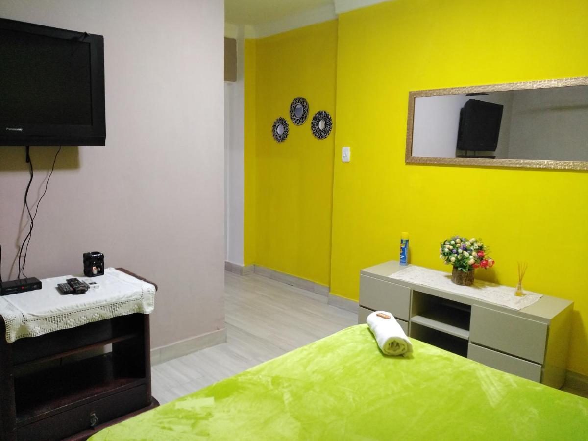 Hostel's Hellen House Rodadero Sur Gaira Habitacion Familiar Para 5 Personas En Cama 5 Personas Hotel