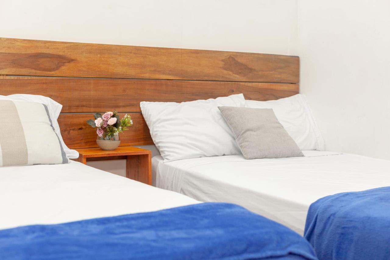 Guest house La Puerta Azul By La Puerta Hostels