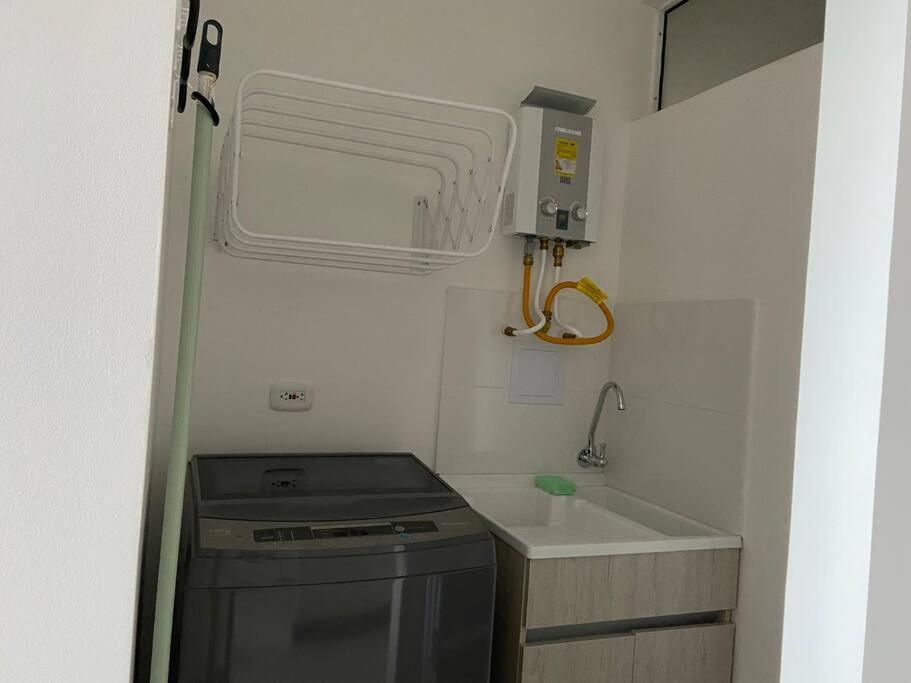 Apartment Modern Well-equipped 4 Ppl Condo/5 Min Beach Walk