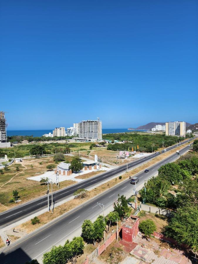 Hermoso Apto Cerca A La Playa Horizonte
