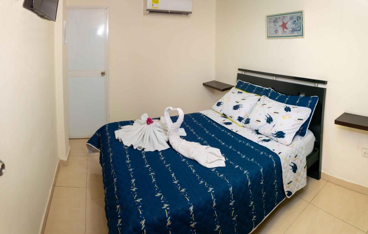 Hotel The Dolphin *