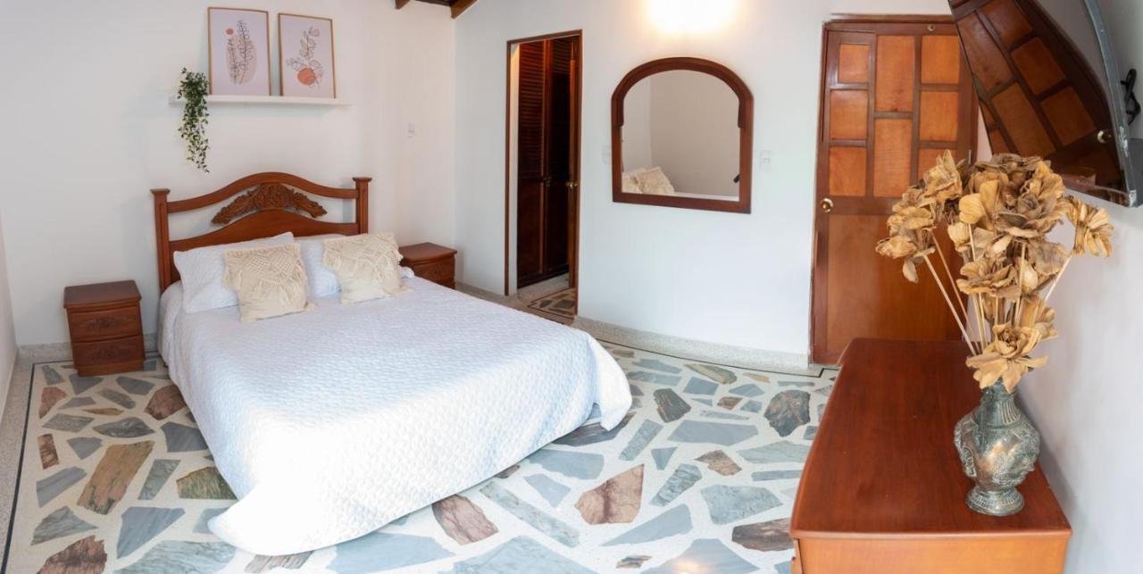 Hotel Roca, Rodadero