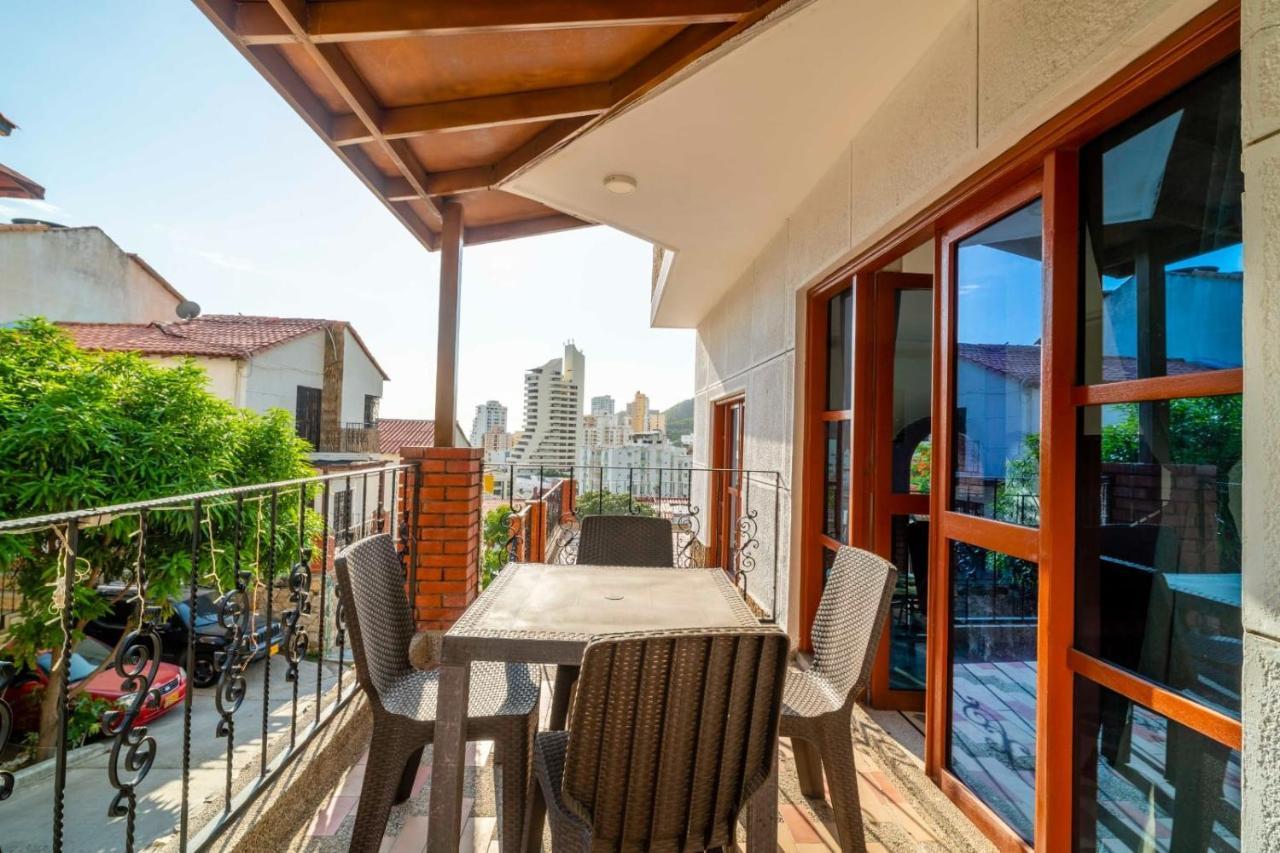 Roca, Rodadero Hotel