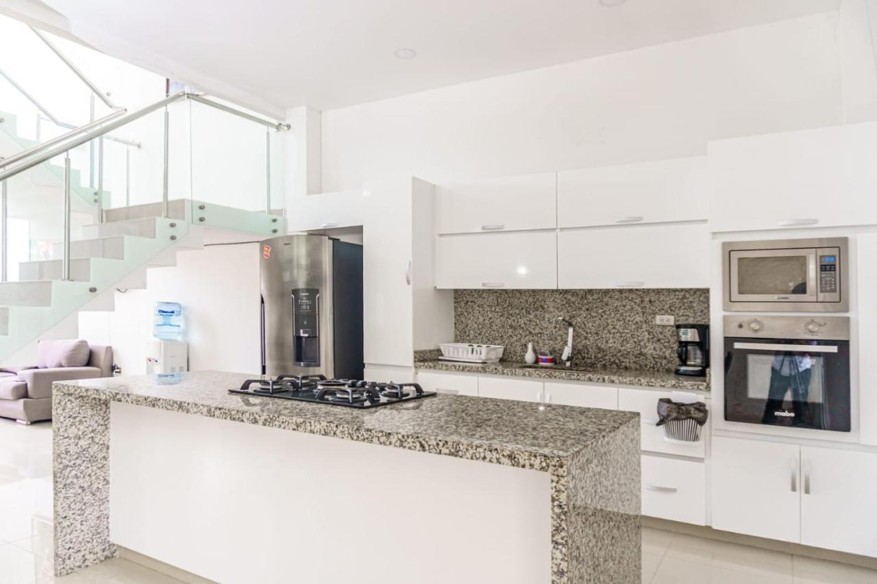 Casa Con Piscina *