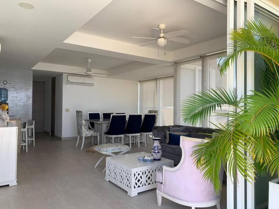Amazing Penthouse Zazue Apartment