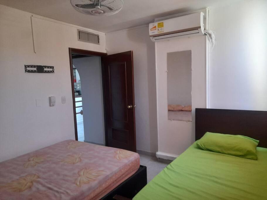 Apartamento Apto Rodadero 2 A 3 Cuadras Playa Santa Marta (Magdalena)