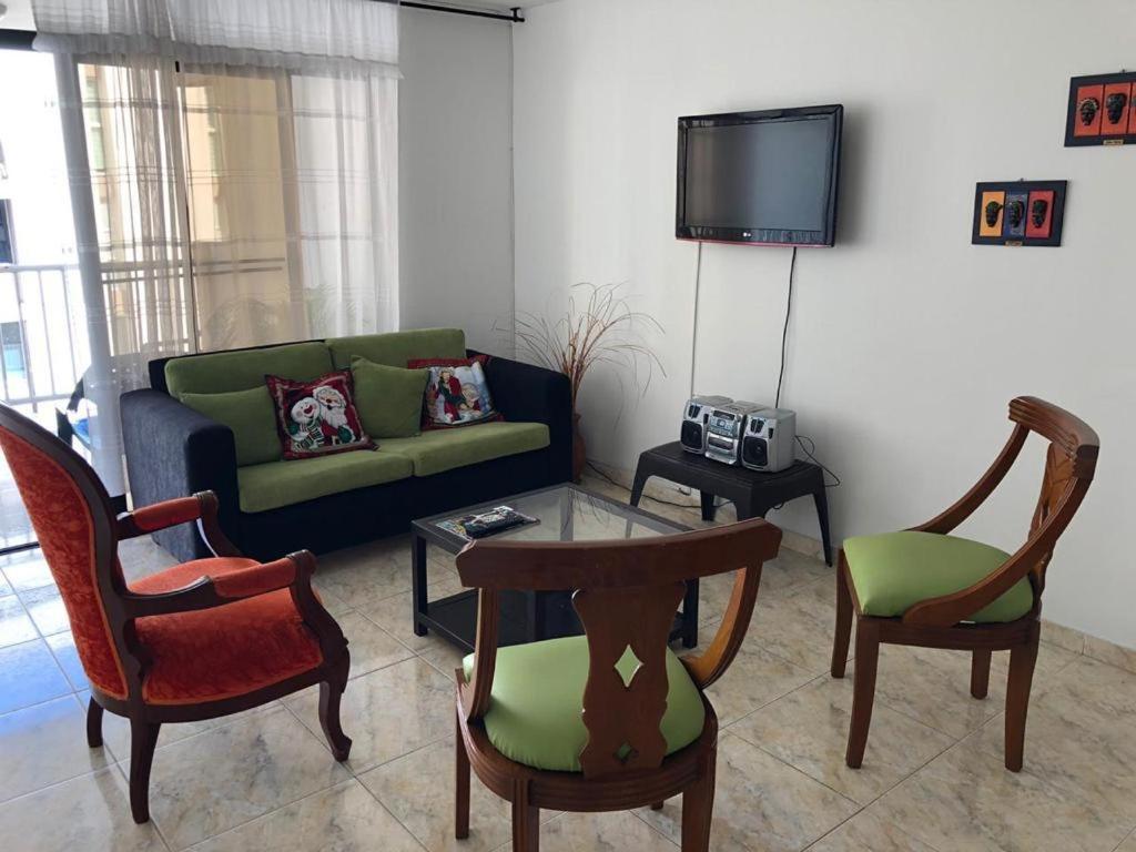 Apartamento El Morro - Frente A La Playa Del Rodadero - *