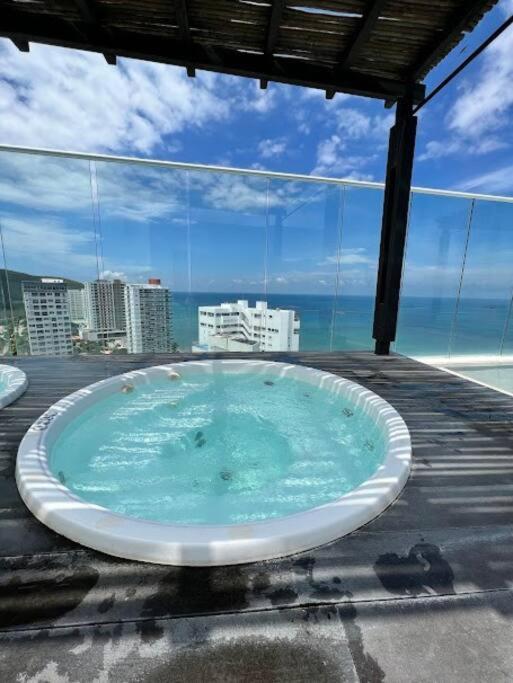 Exclusivo Apto En Playa Salguero Santa Marta (Magdalena)