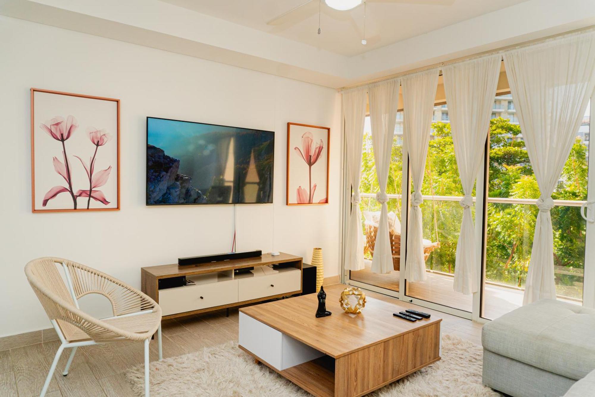 Pet-friendly Pool Retreat With Luxury Hot Showers Apartment *