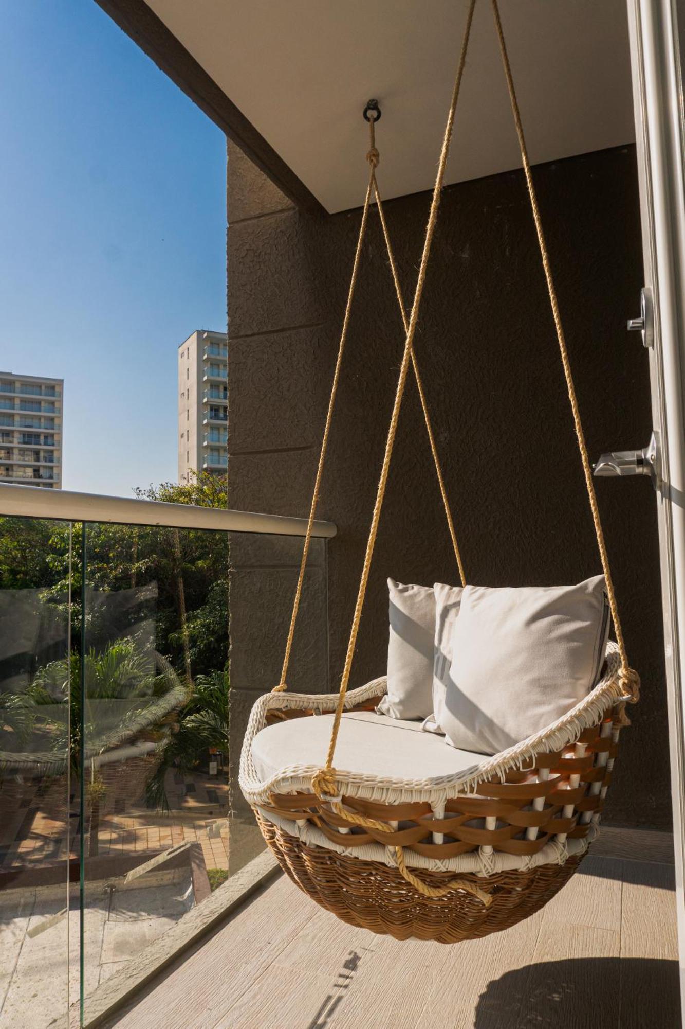 Pet-friendly Pool Retreat With Luxury Hot Showers Apartment *