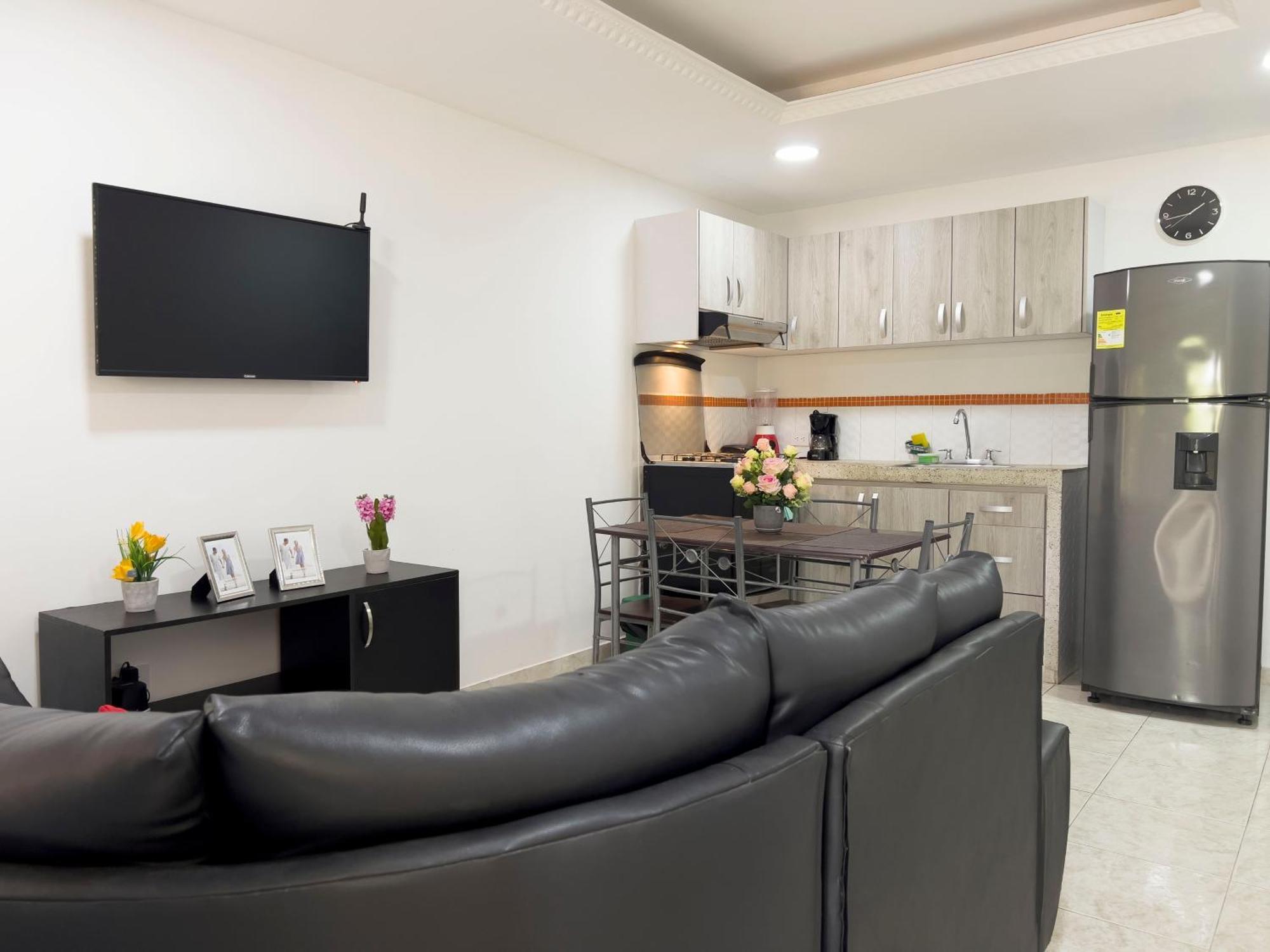 Apartment Bh Di *