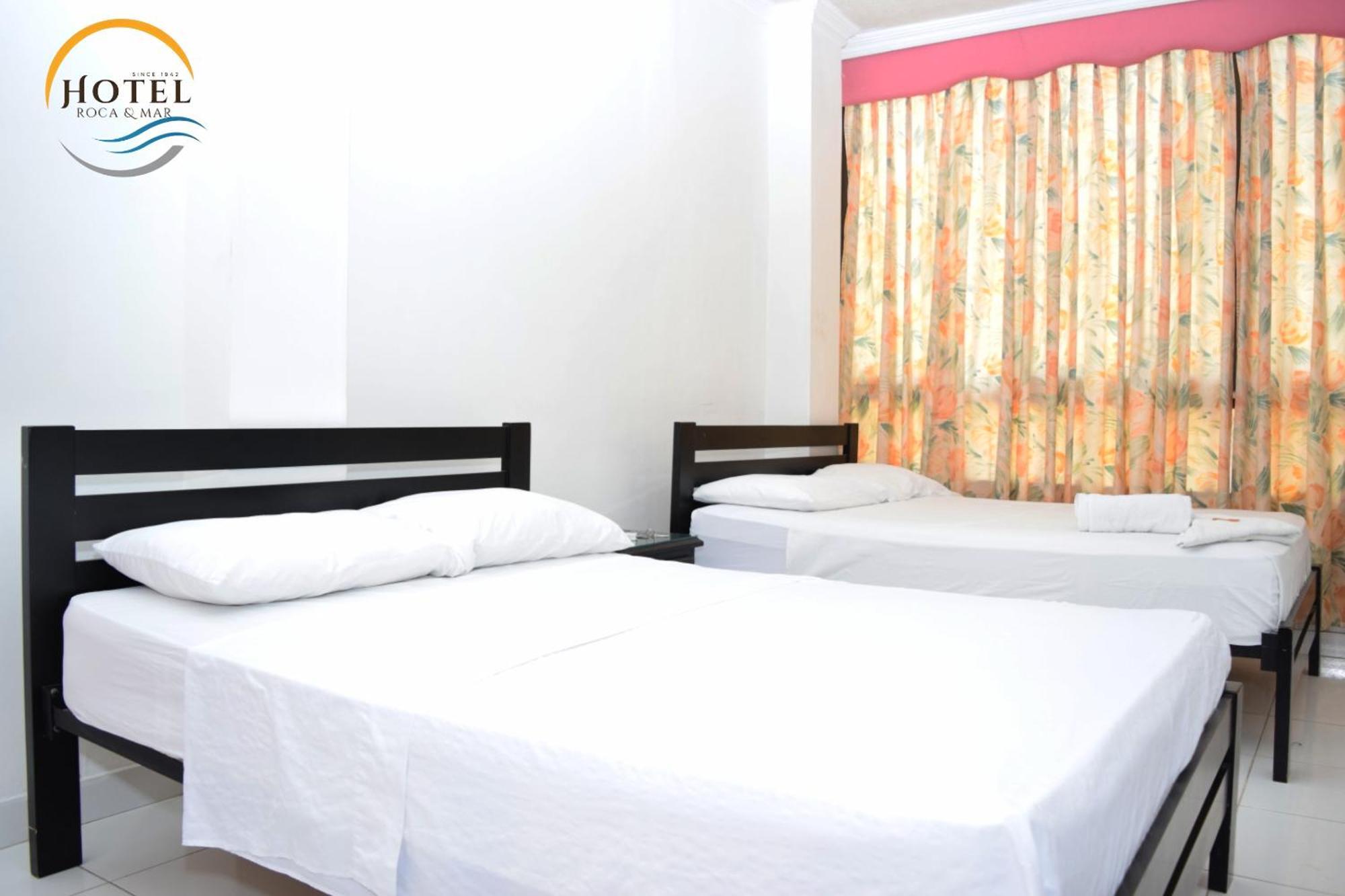 Hotel Roca & Mar 3*