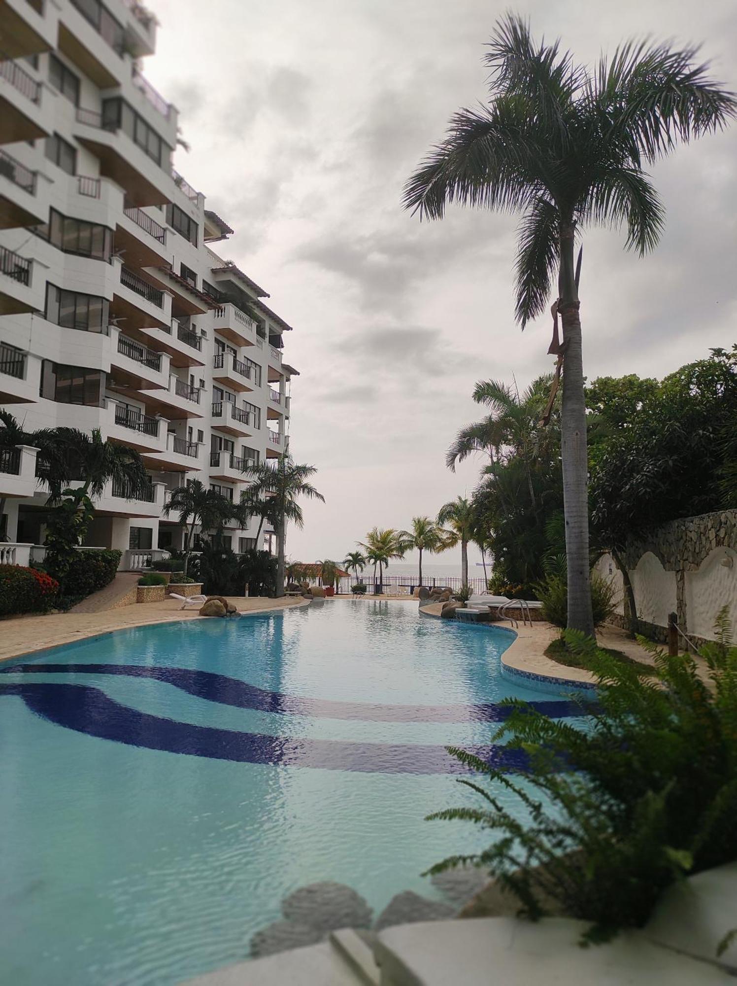 Resort, Pozos Colorados