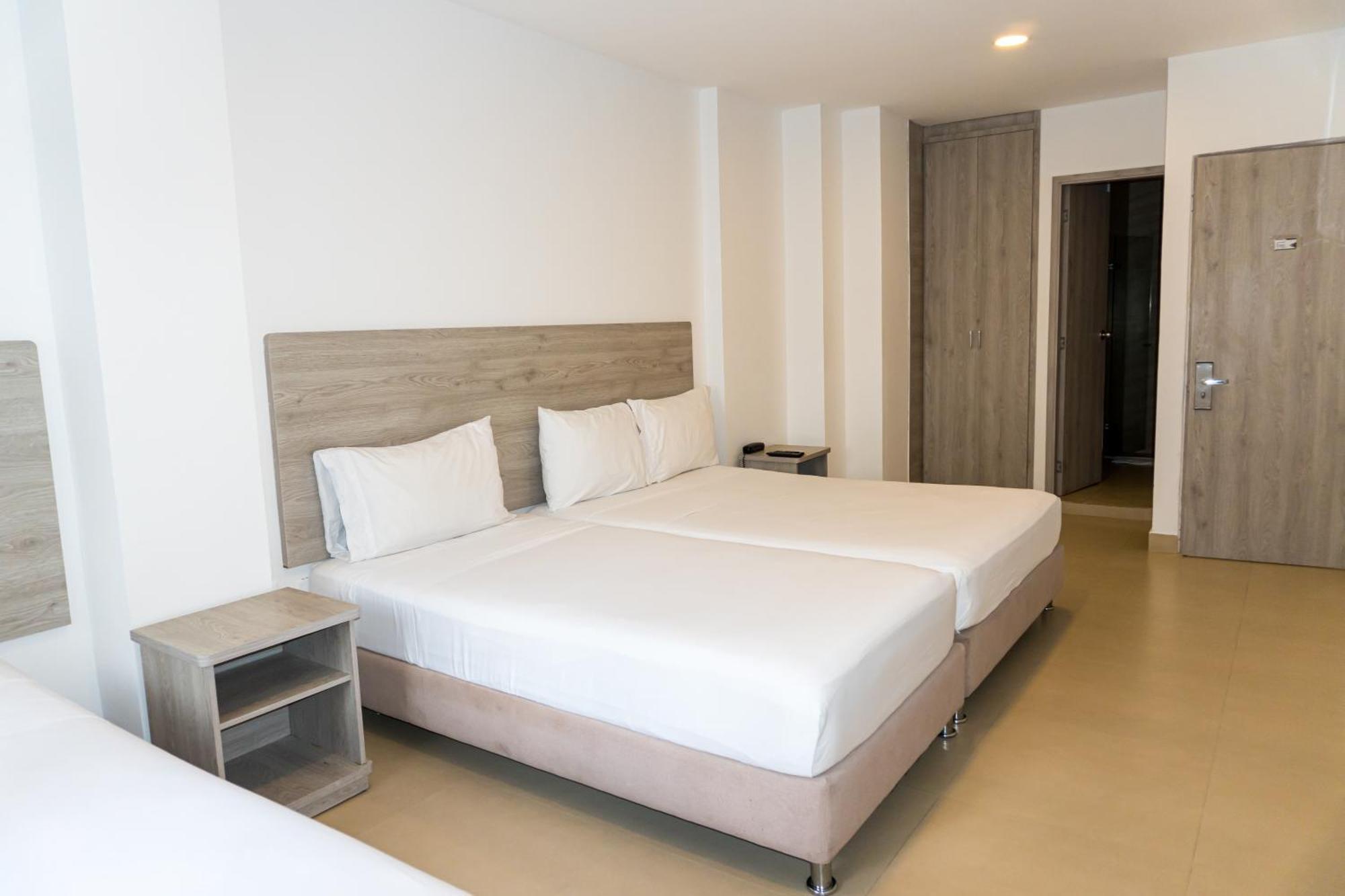 Zamay Hostel *