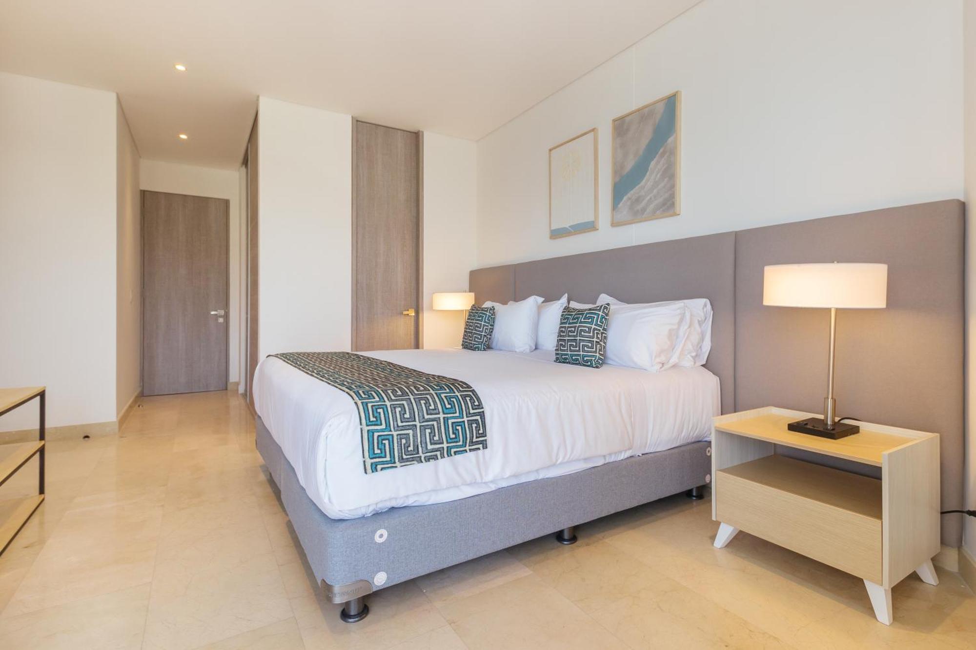Grand Marina Aparthotel