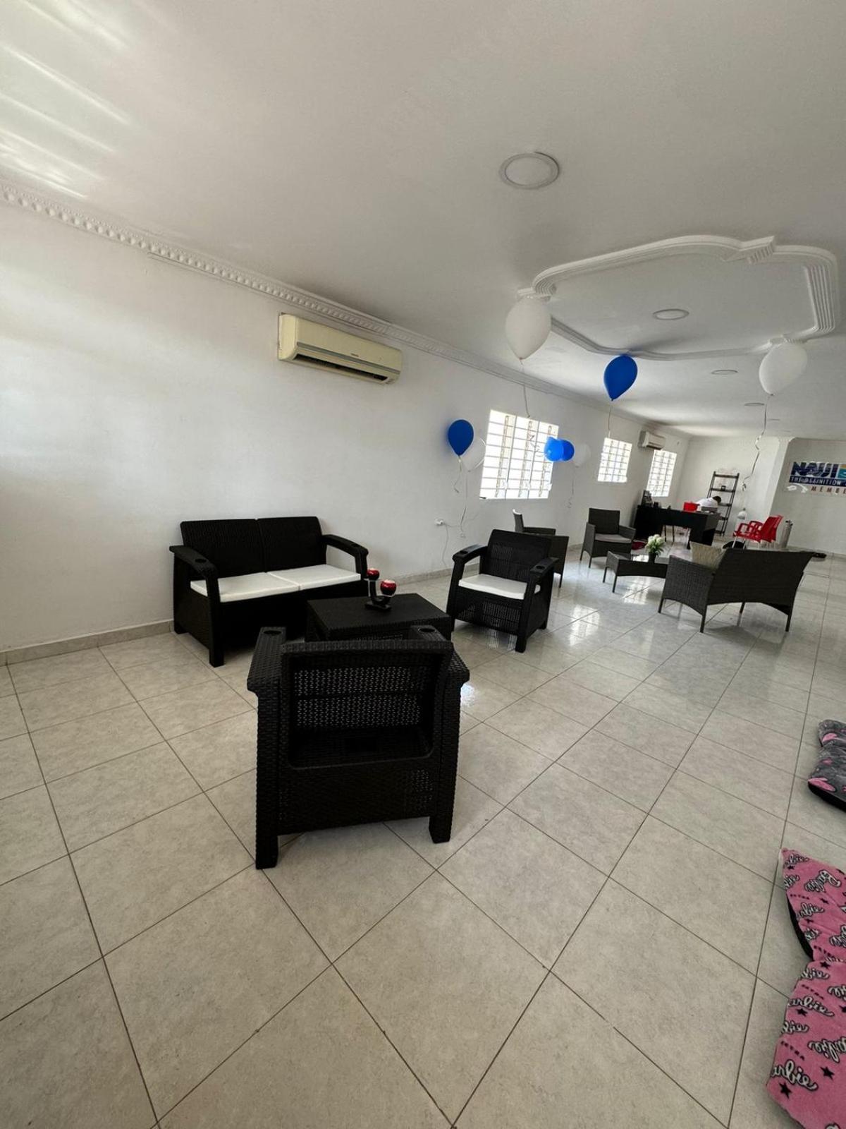 Calipso Dive And Pet Center *