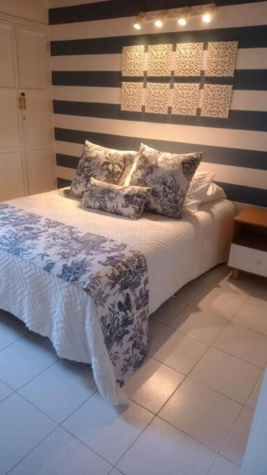 Casa En *