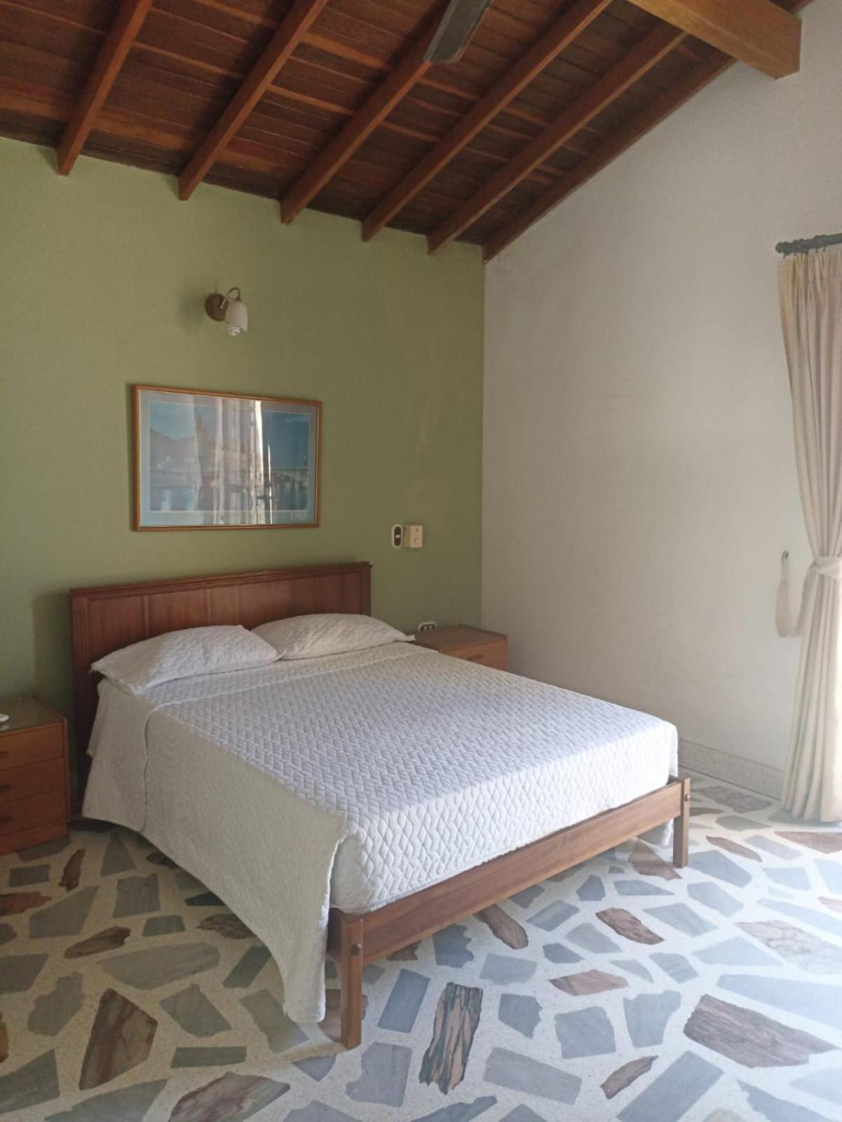 Roca, Rodadero Santa Marta (Magdalena)