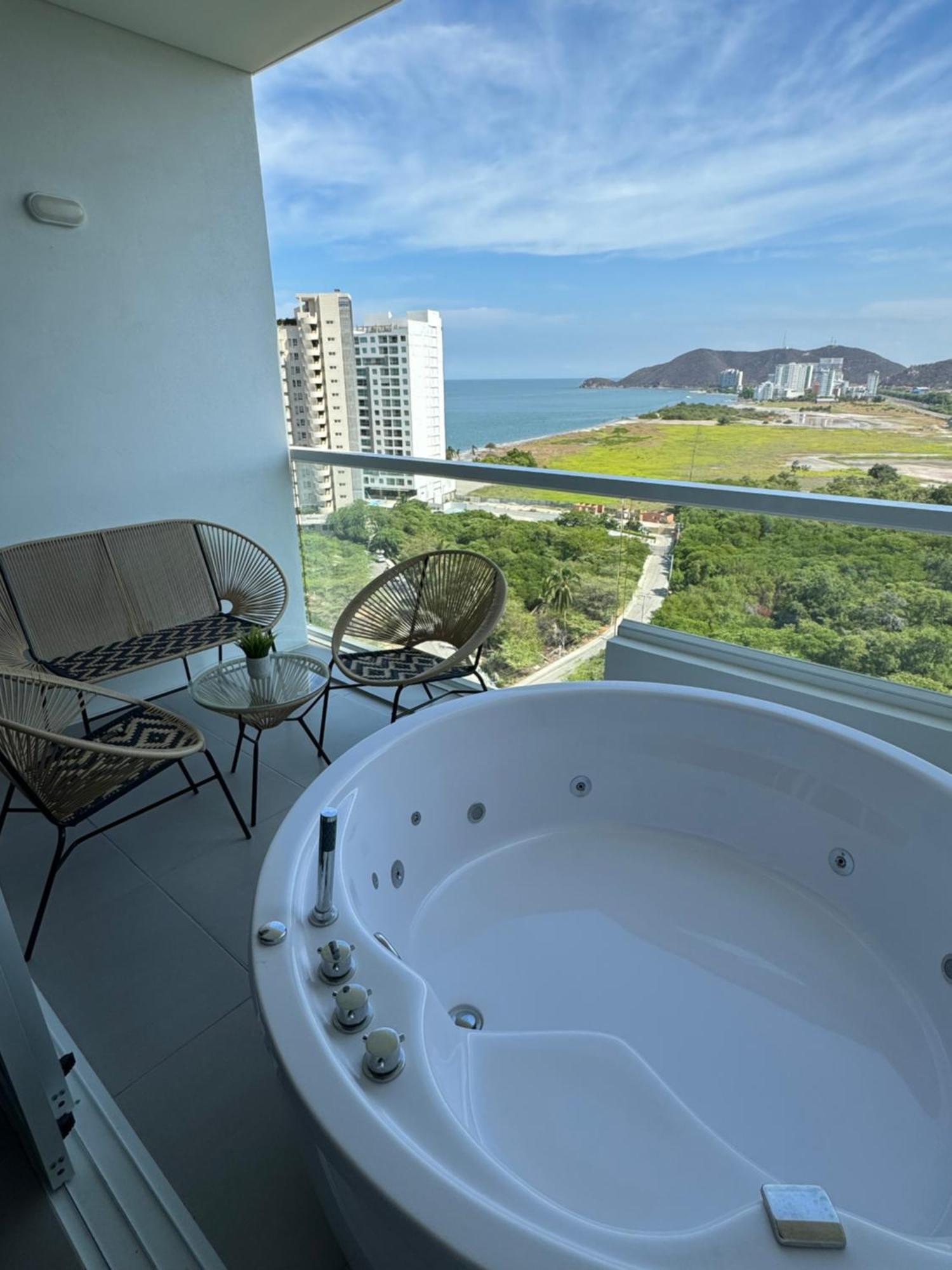Con Jacuzzi Y Vista Al Mar Piso 14 Apartment *