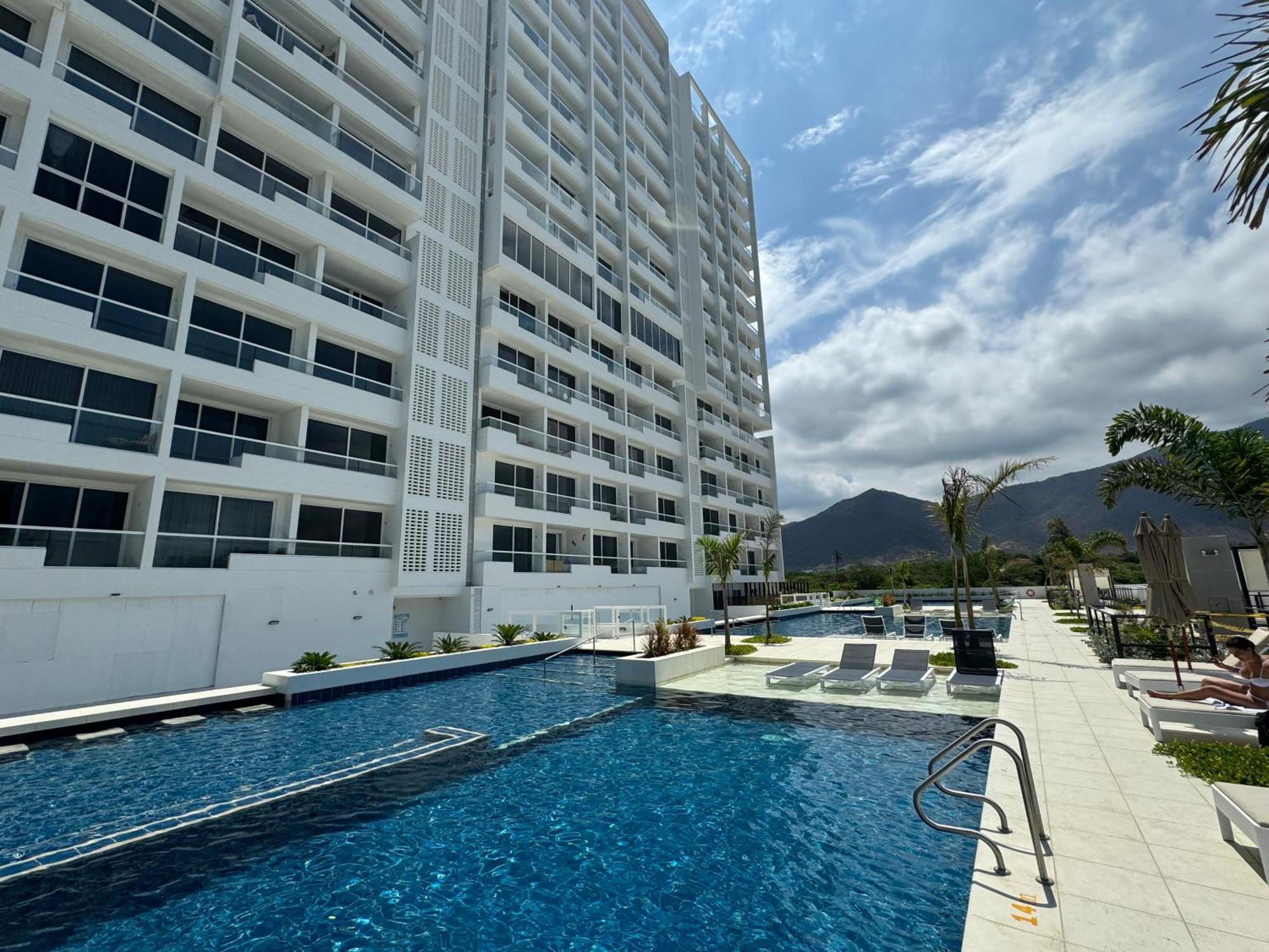 Con Jacuzzi Y Vista Al Mar Piso 14