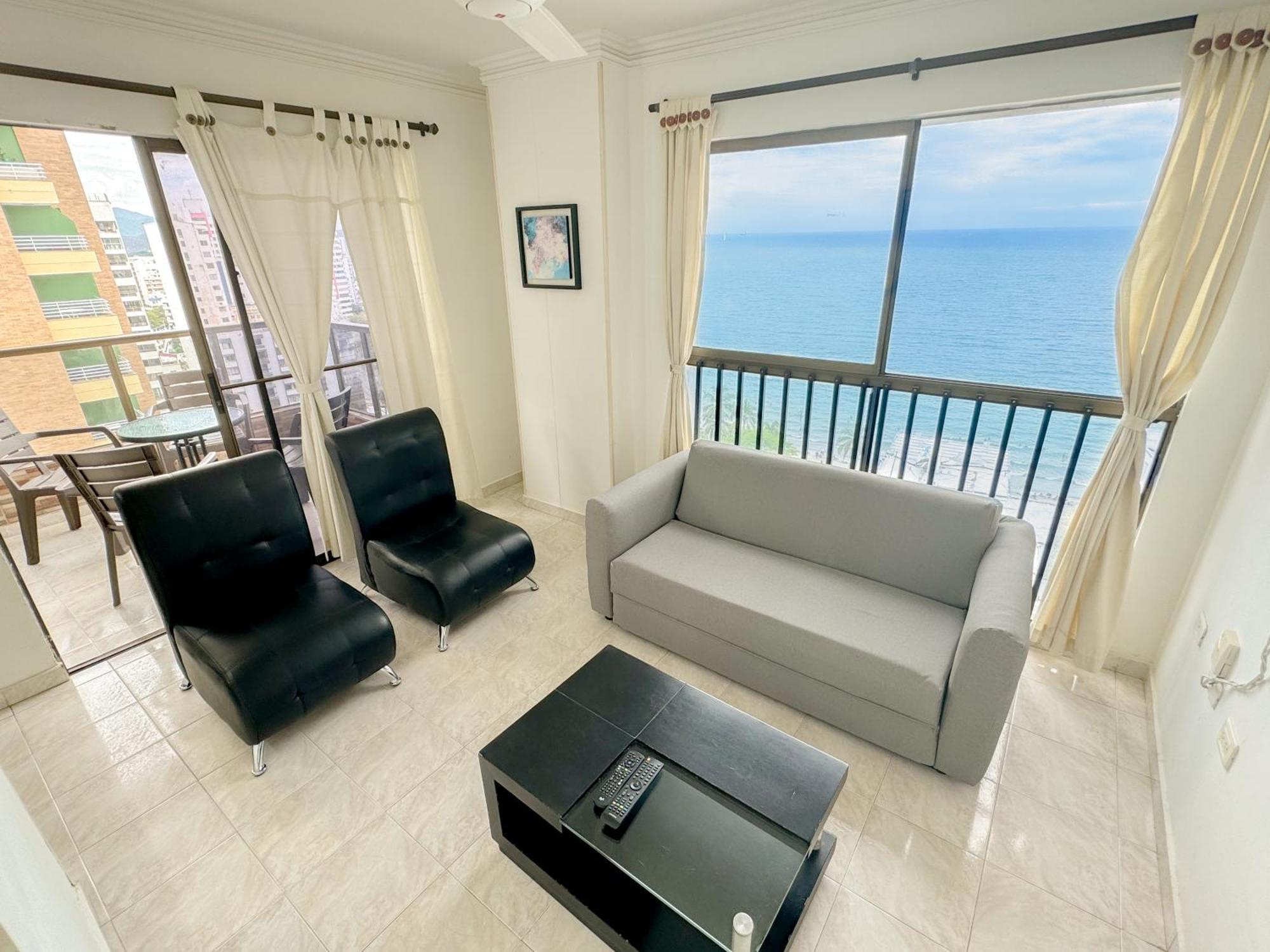 Apartment Cerca A La Playa, Laureles - By Bedviajes