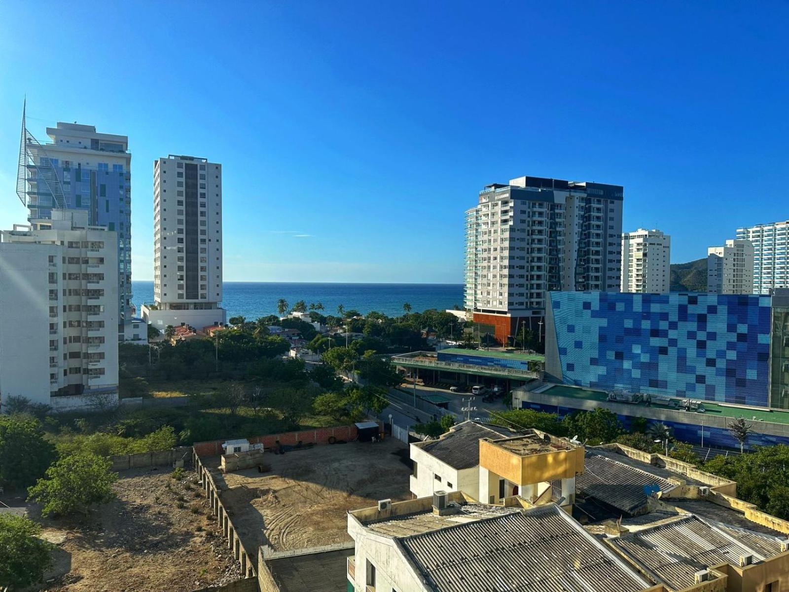 Apartment Salguero - Playa Salguero - By Inmobiliaria Vs Santa Marta (Magdalena)