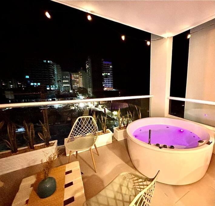 Apartment Loft Vista Mar Terraza Jacuzzi