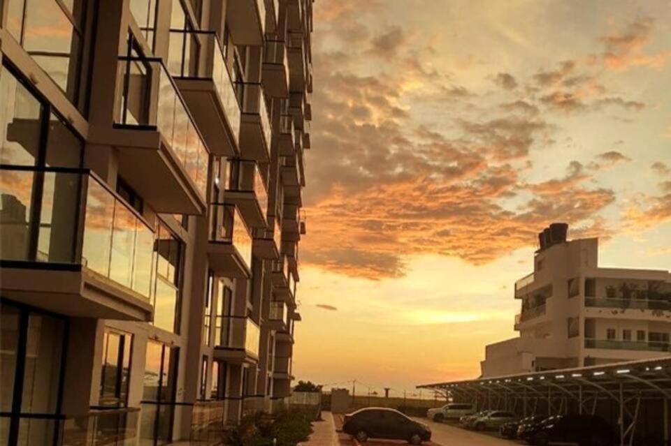 Apartasuites Con Balcon Vista A Mar 5 Min De La Playa Salinas Del Mar * Santa Marta (Magdalena)