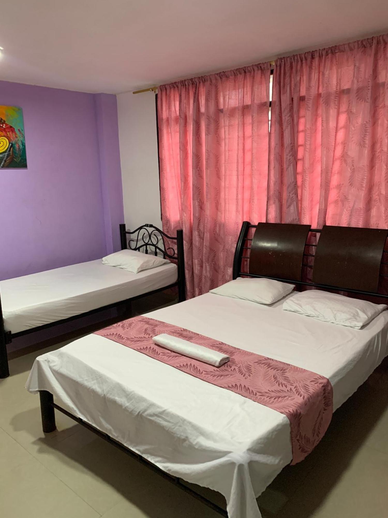 El Exito Guest house *