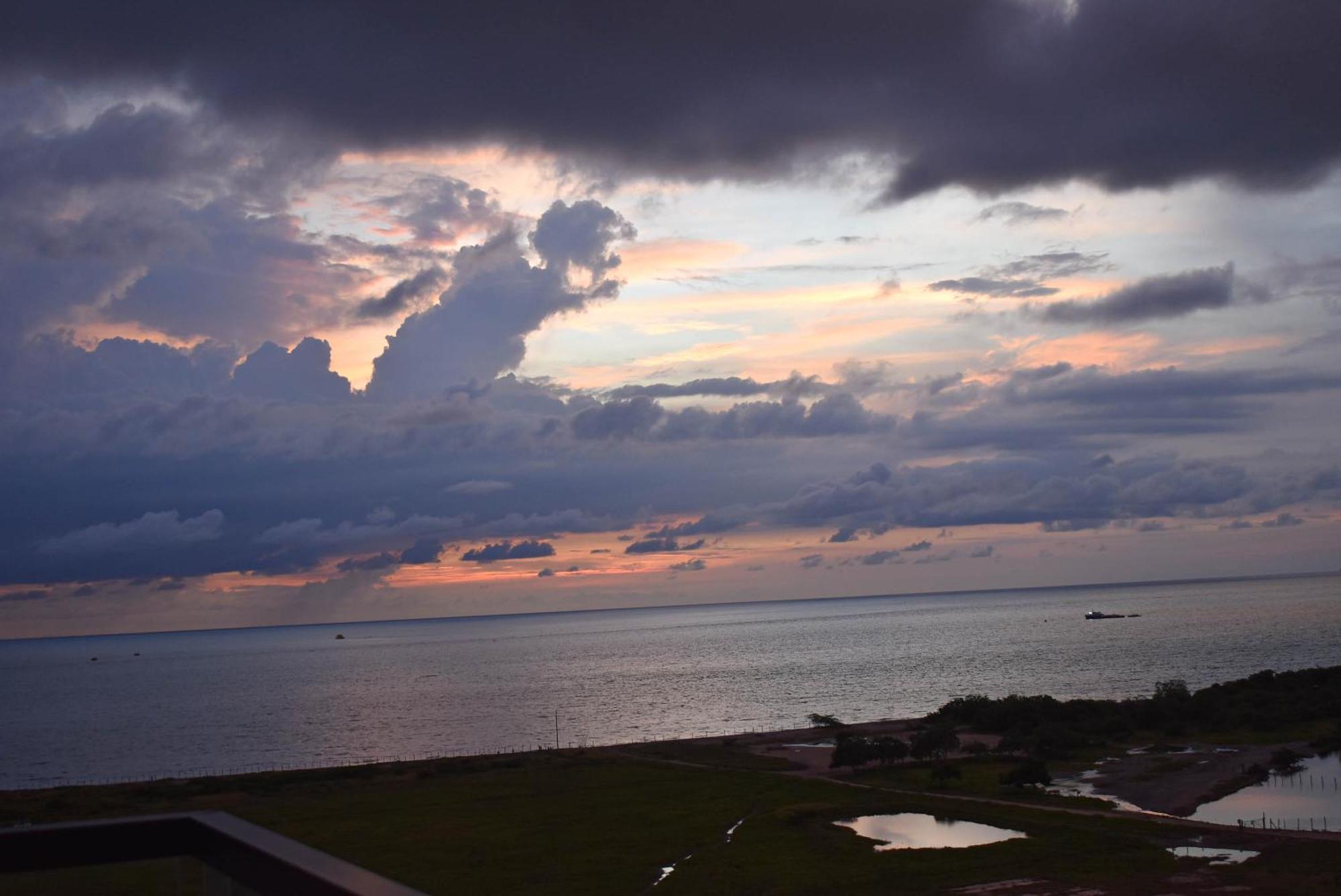 Frente Al Mar En