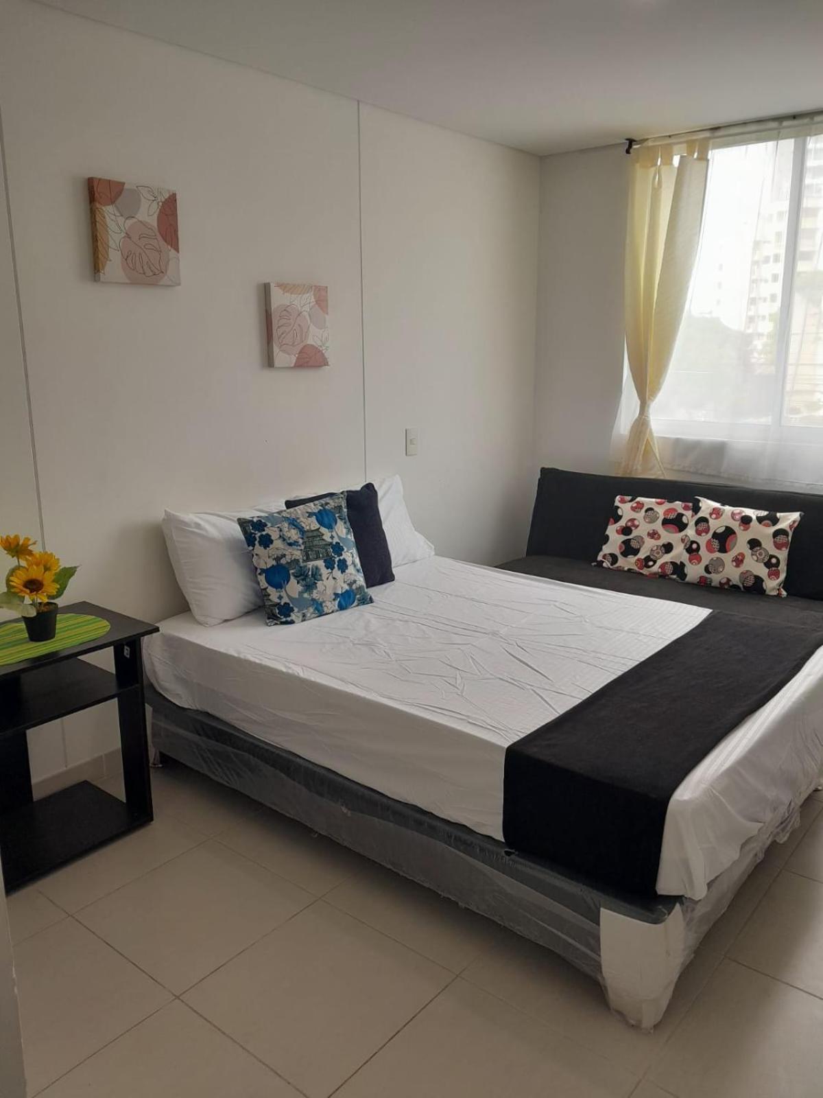 En El Rodadero Con Piscina Y Jacuzzi Apartment