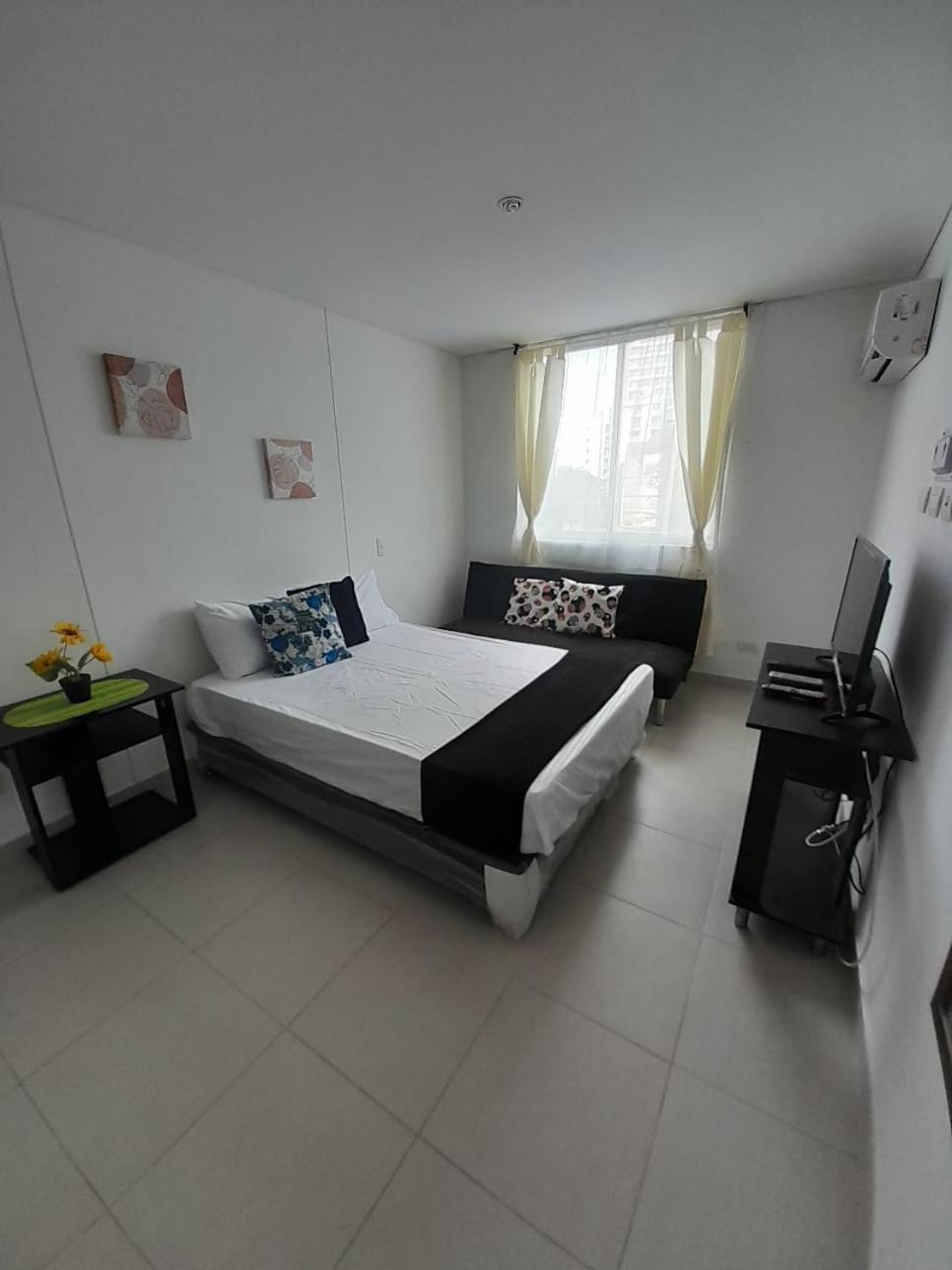 Apartment En El Rodadero Con Piscina Y Jacuzzi Santa Marta (Magdalena)