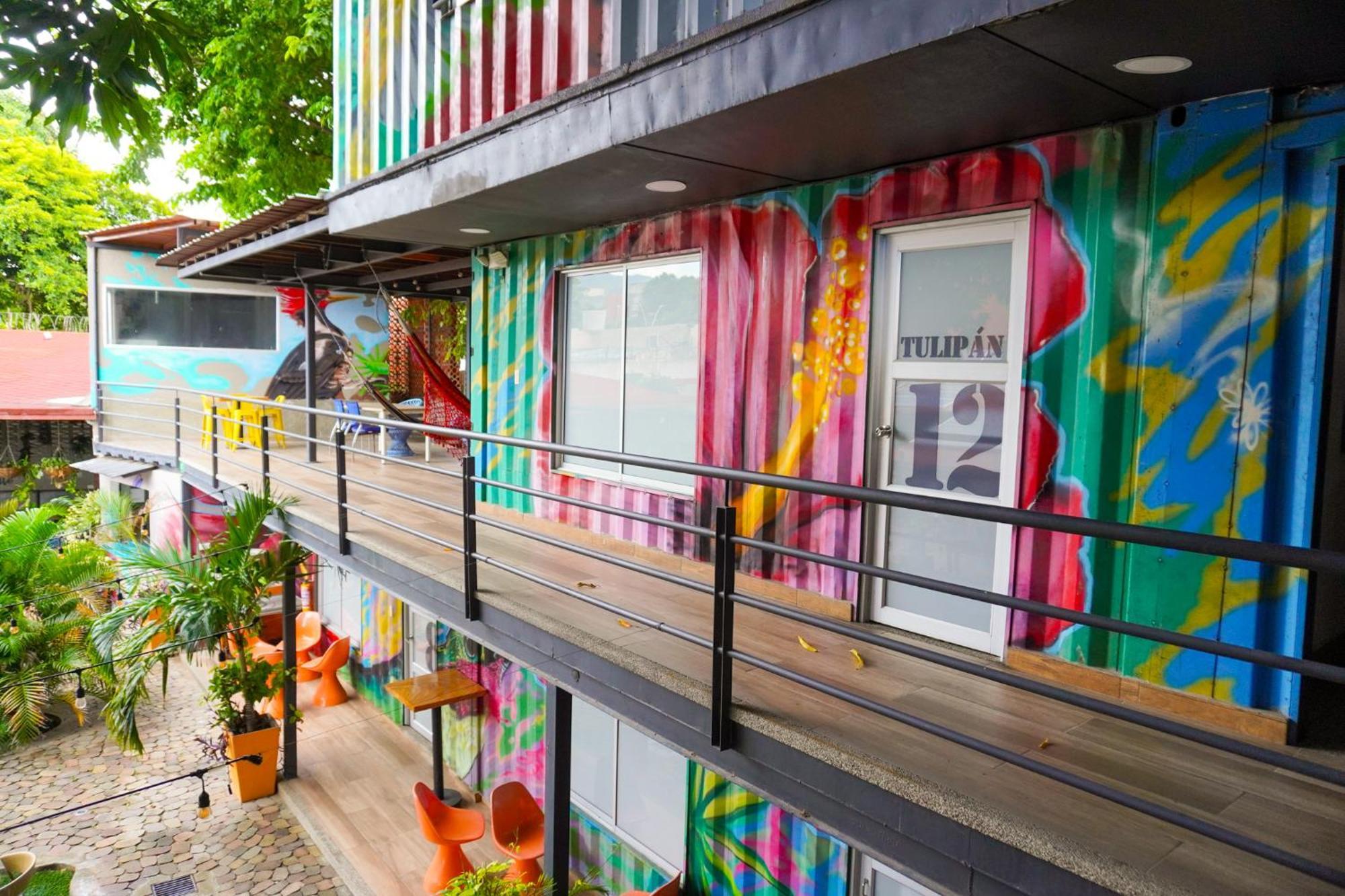 Casa Avelina Boutique Hostel
