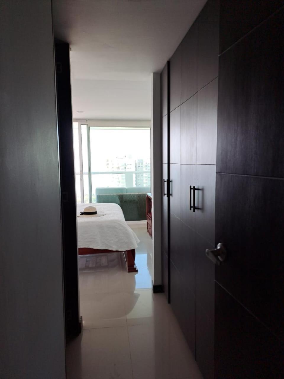 Espectacular Apto Torre Areia 1205 *