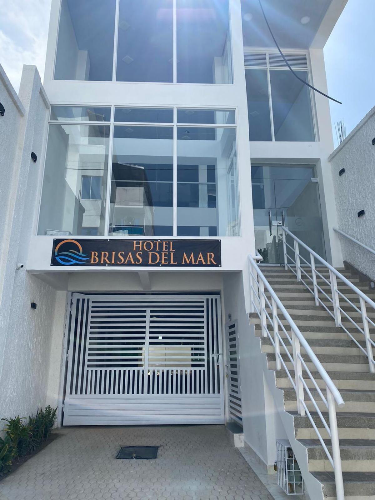 Brisas Del Mar Hotel *