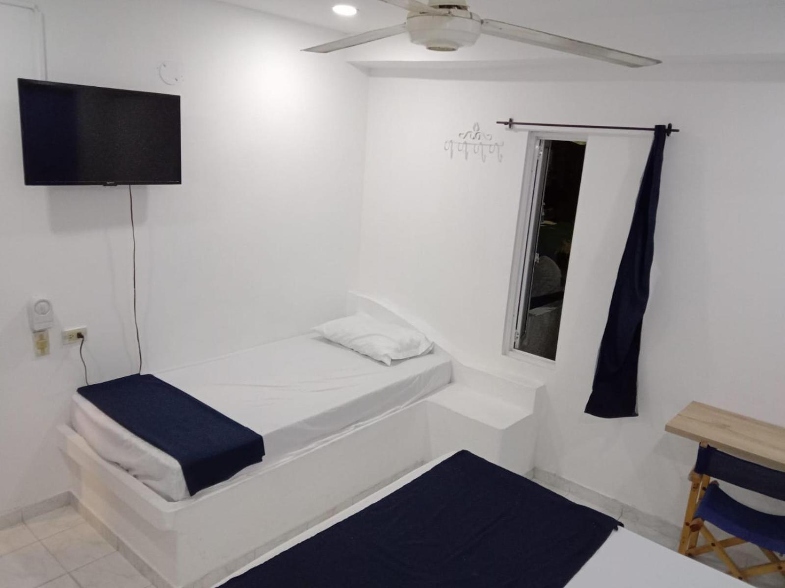 Luna Azul Hostel