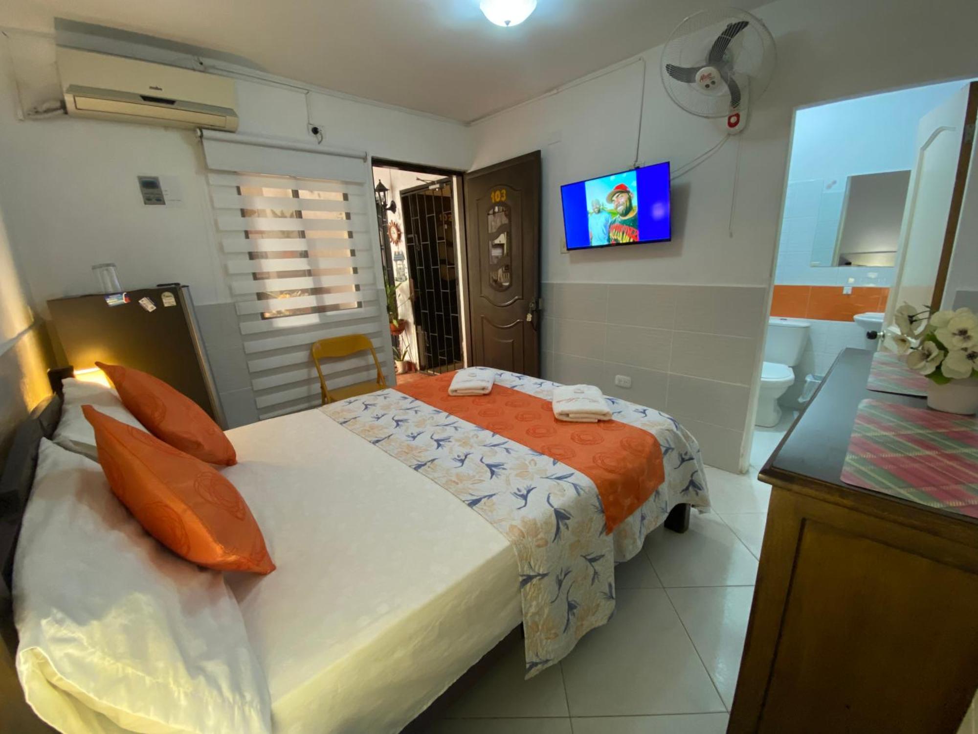 Casa Linda Homestay *