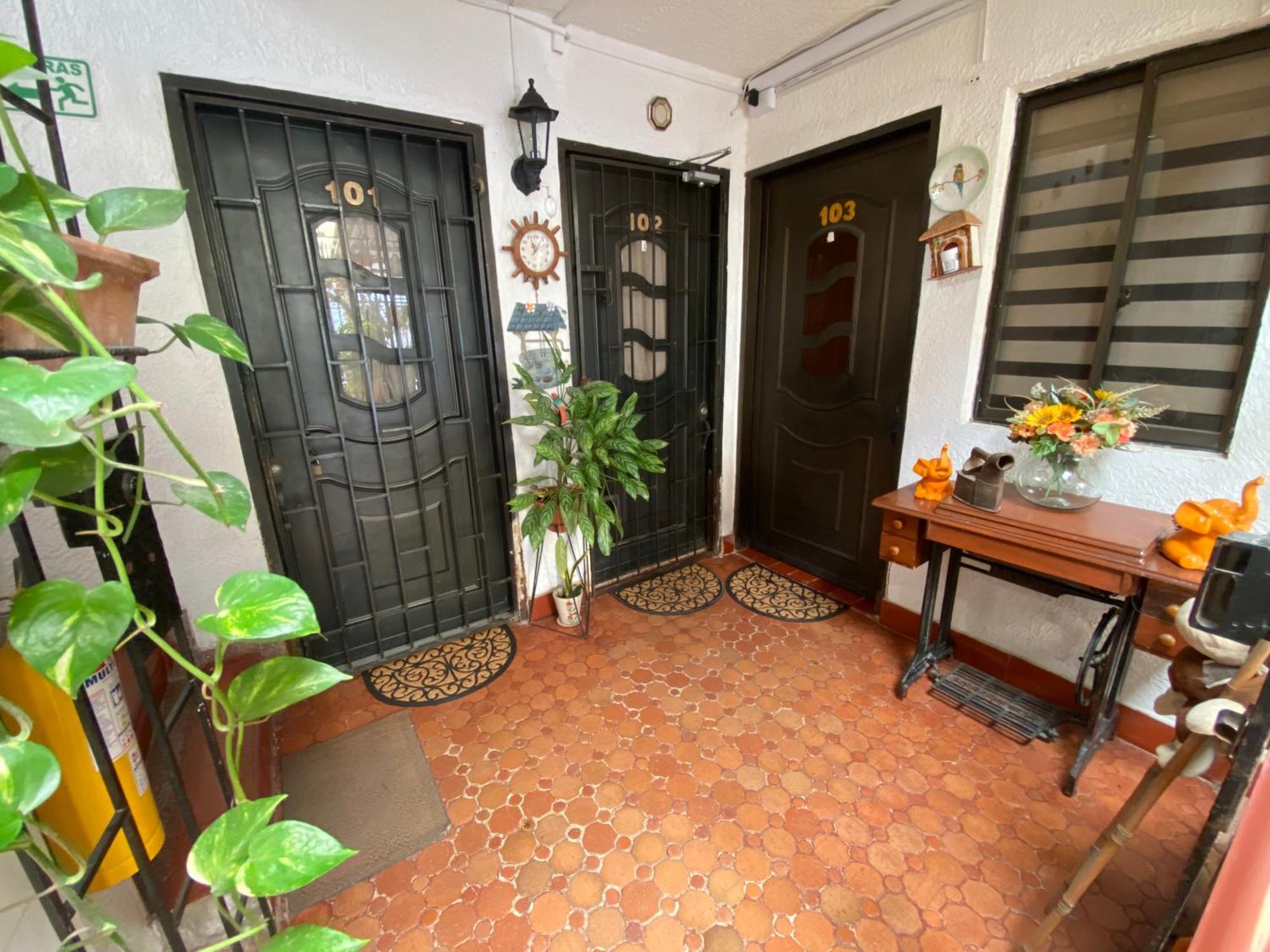 Casa Linda Homestay *