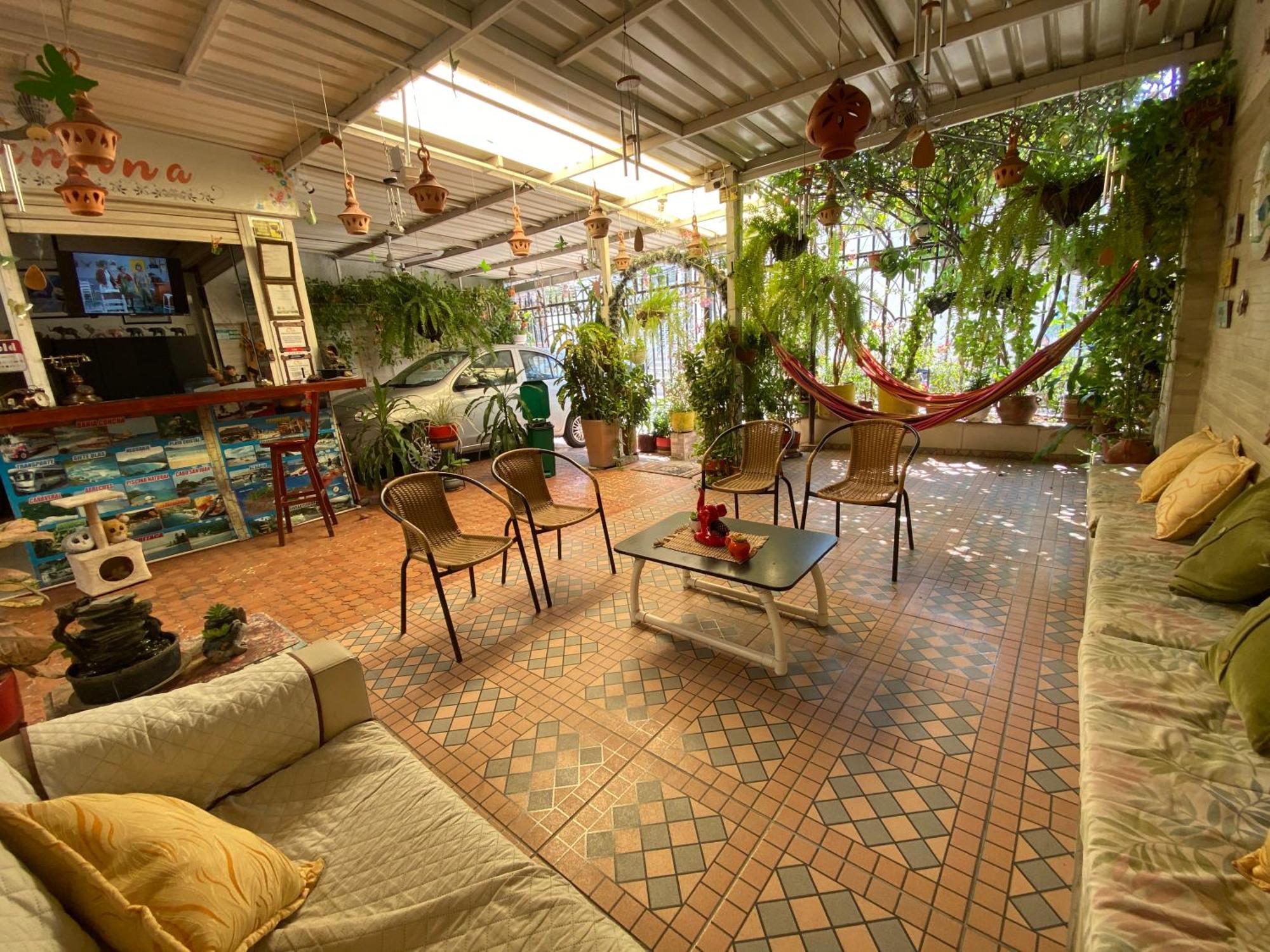 Casa Linda Homestay *
